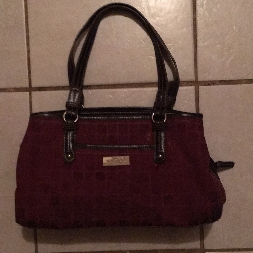 NINE WEST & CO PURSE